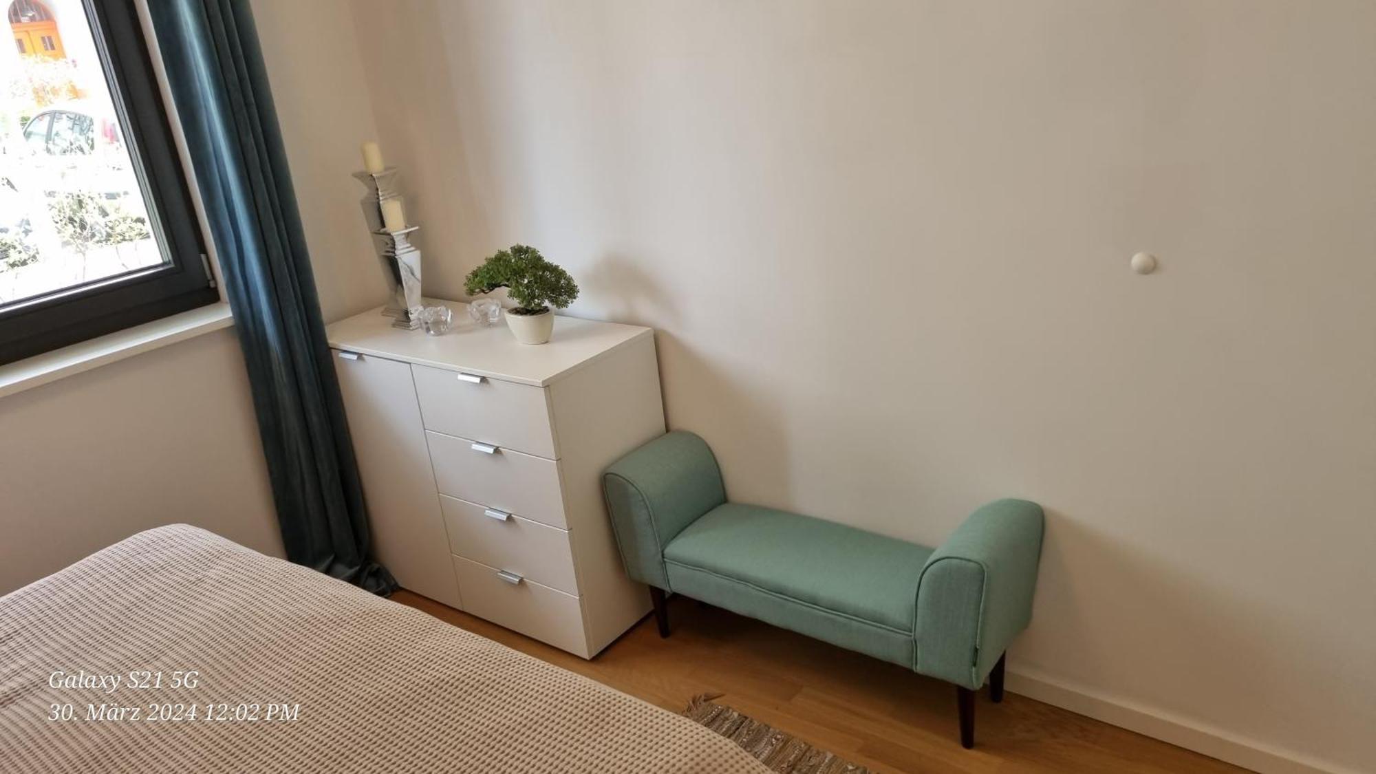 Luxi Luxurioeses Appartement Mit Terrasse Und Garten Mitten In Берлин Экстерьер фото